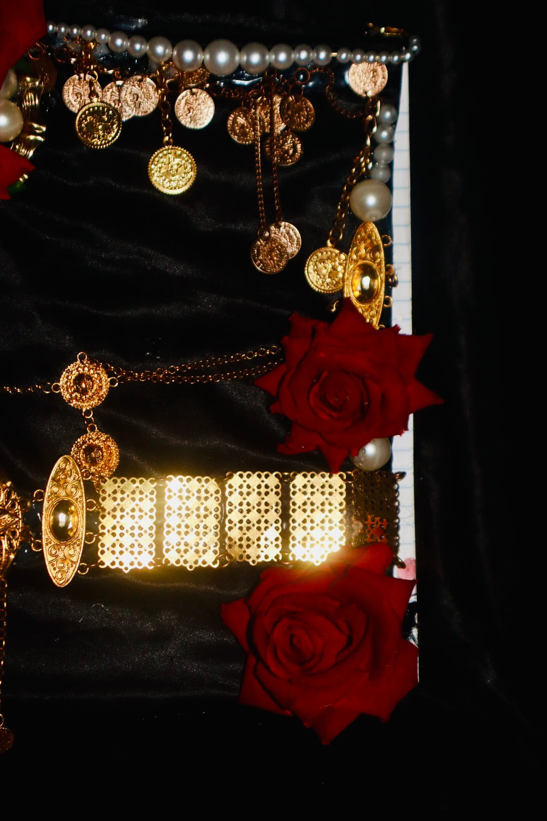 𝔔𝔲𝔢𝔢𝔫 ℭ𝔩𝔢𝔬𝔭𝔞𝔱𝔯𝔞