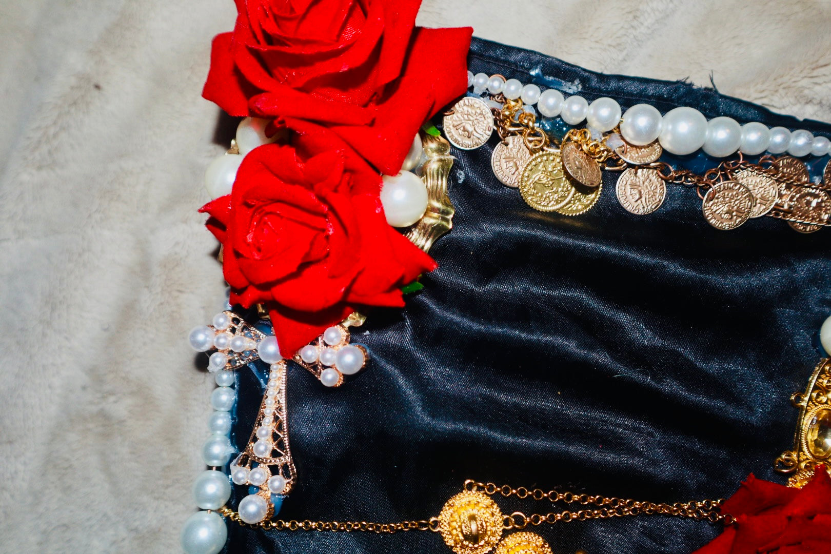 𝔔𝔲𝔢𝔢𝔫 ℭ𝔩𝔢𝔬𝔭𝔞𝔱𝔯𝔞